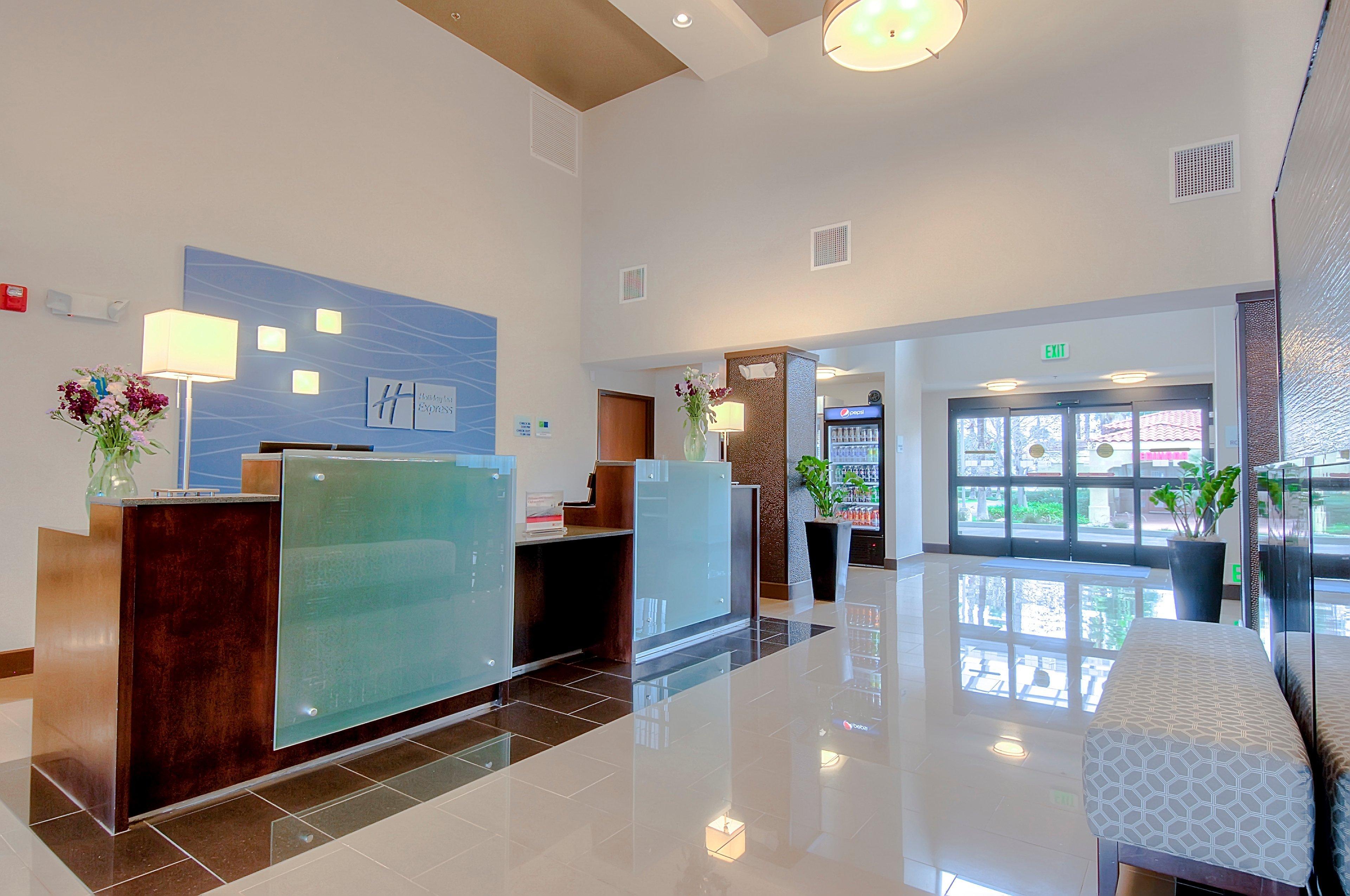 Holiday Inn Express Hotel & Suites Carlsbad Beach By Ihg Eksteriør billede