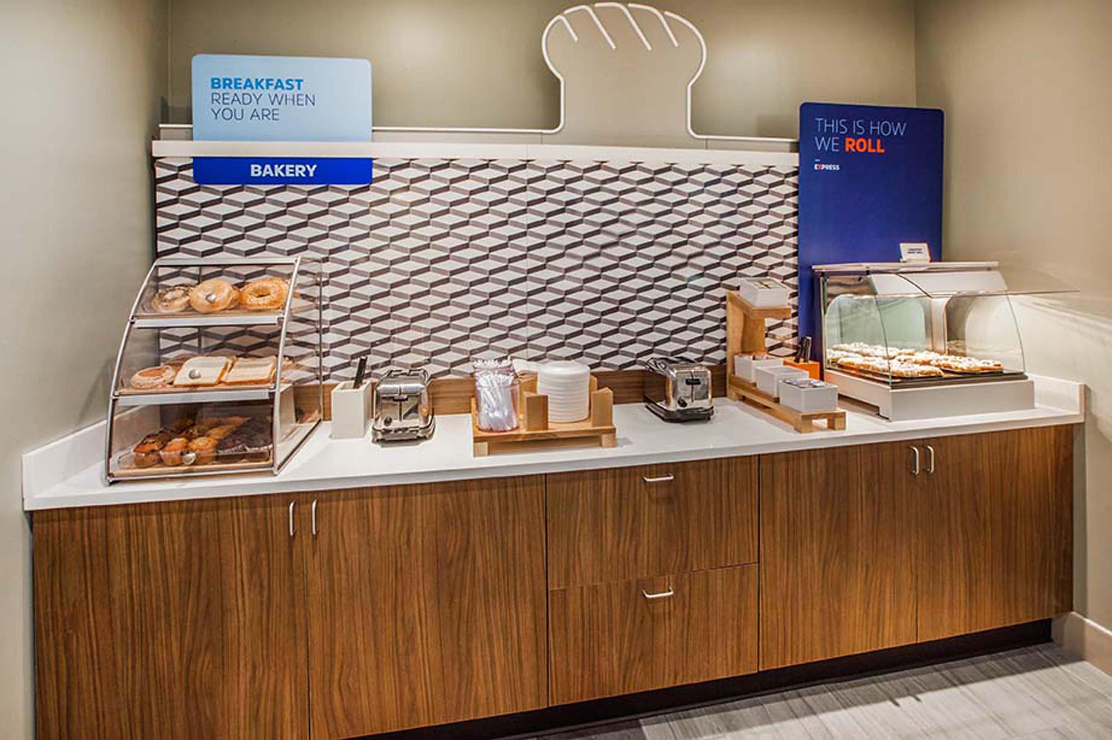 Holiday Inn Express Hotel & Suites Carlsbad Beach By Ihg Eksteriør billede